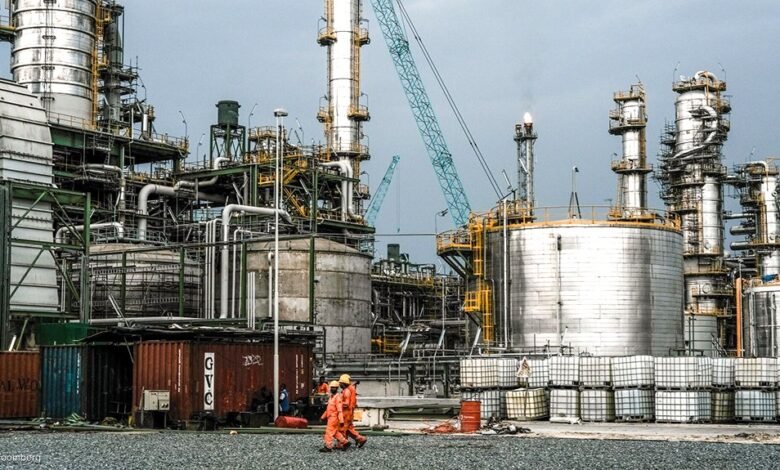 نيجيريا-تعيد-رسم-خريطة-عائدات-النفط-لدعم-ماليتها-العامة