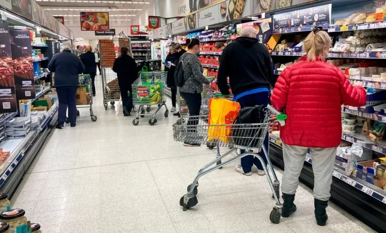 مبيعات-التجزئة-فى-بريطانيا-تسجل-أسرع-وتيرة-نمو-فى-20-شهرًا