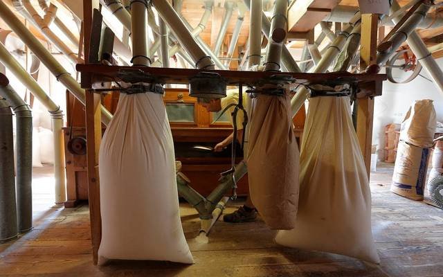 “مطاحن-جنوب-القاهرة”-تتحول-لربح-50.7-مليون-جنيه-خلال-8-أشهر