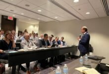 وزير-المالية: الأولوية-لتوفير-السلع-والخدمات-واستمرار-وتيرة-النشاط-الاقتصادي