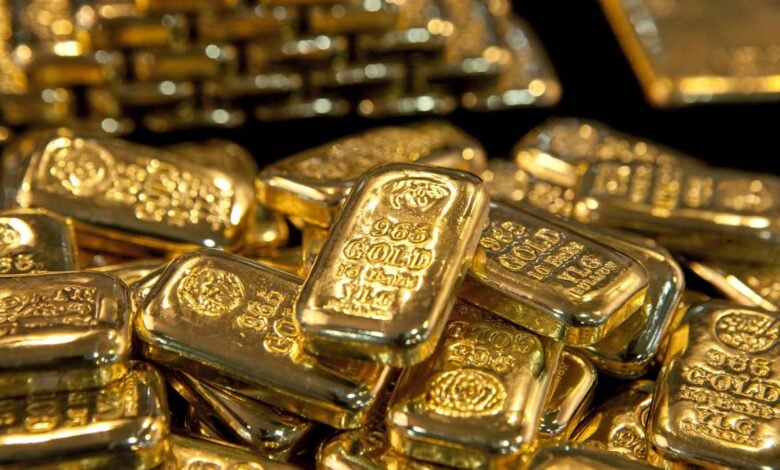 انخفاض-الذهب-عند-التسوية-والفضة-تهبط-4.5%