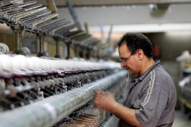 “الوزراء”:-العاملون-بالقطاع-الخاص-يتجاوزون-80%-من-إجمالي-المشتغلين-2024