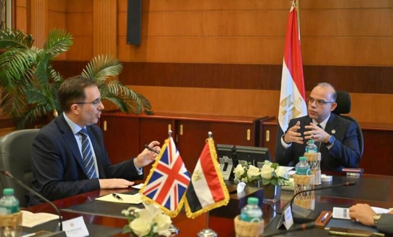 egypt,-uk-discuss-expanding-trade,-investment,-and-pharmaceutical-cooperation