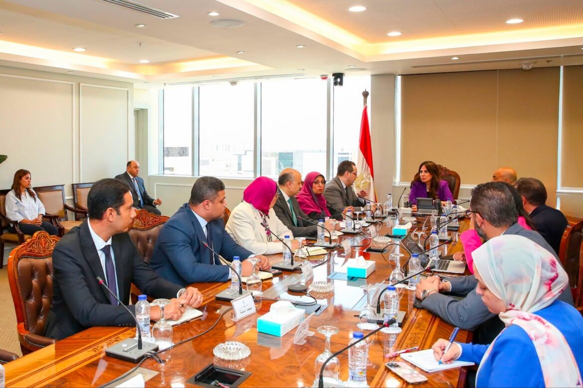 “الإسكان”-تبحث-مع-“hdp”-مبيعات-وتسويق-مشروعات-المدن-الجديدة-والفرص-الاستثمارية