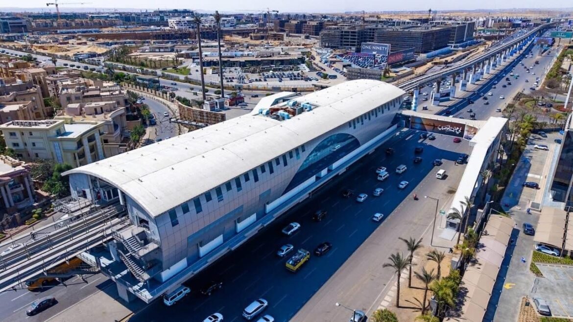  الجيزة-:-غلق-كلي-بطريق-امتداد-محور-٢٦-يوليو-أمام-«هايبر-وان»-لمدة-يوم-واحد-لتنفيذ-أعمال-رفع-كوبري-مشاة- المونوريل