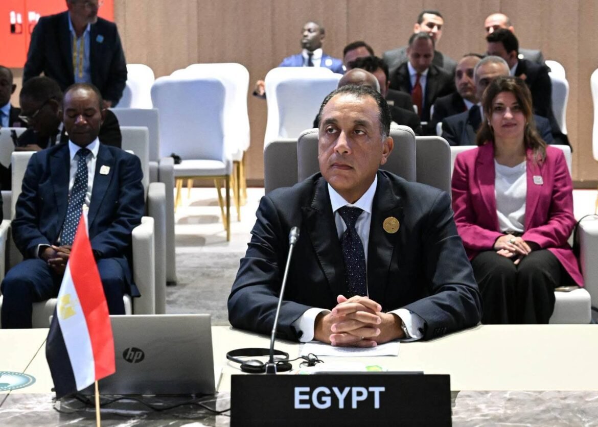 رئيس-الوزراء-يلقي-كلمة-أمام-قمة-الاتحاد-الأفريقي-الاستثنائية-المنعقدة-بأنجولا