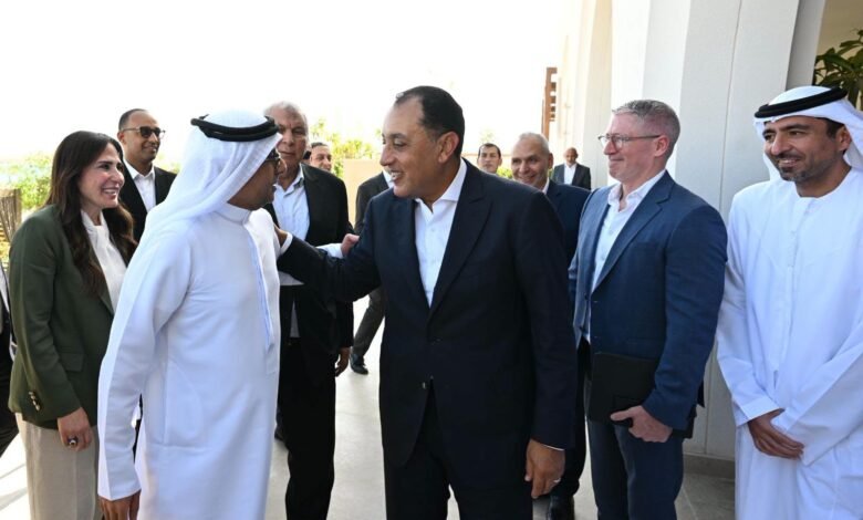 رئيس-الوزراء-يبدأ-جولة-تفقدية-بمشروعات-تنمية-رأس-الحكمة-الجديدة