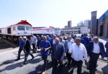 وزير-النقل-يتفقد-ورش-الصيانة-الرئيسية-بالفرز،-و-«إيرماس»،-لمتابعة-أعمال-الصيانة-والتأمين-الفني-للجرارات-والقطارات