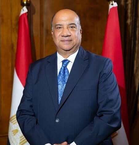 النائب-محمد-مصيلحي-يهنيء-الجزيري-علي-تجديد-الثقة-رئيسا-لقطاع-النقل-البحري 