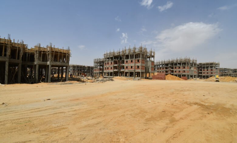 «الإسكان»:-بدء-تسليم-أراضي-بيت-الوطن-بالعبور-الجديدة-4-أكتوبر