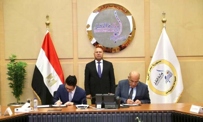 وزير-النقل-يشهد-توقيع-مذكرة-تفاهم-لإنشاء-محطة-الإسكندرية-للصب-الجاف-الغير-نظيف-بميناء-المكس