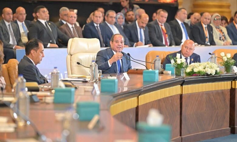 كامل-الوزير-يكشف-تفاصيل-مشروعات-الجر-الكهربائي-أمام-الرئيس-السيسي-بمنتدى-مصر-2026